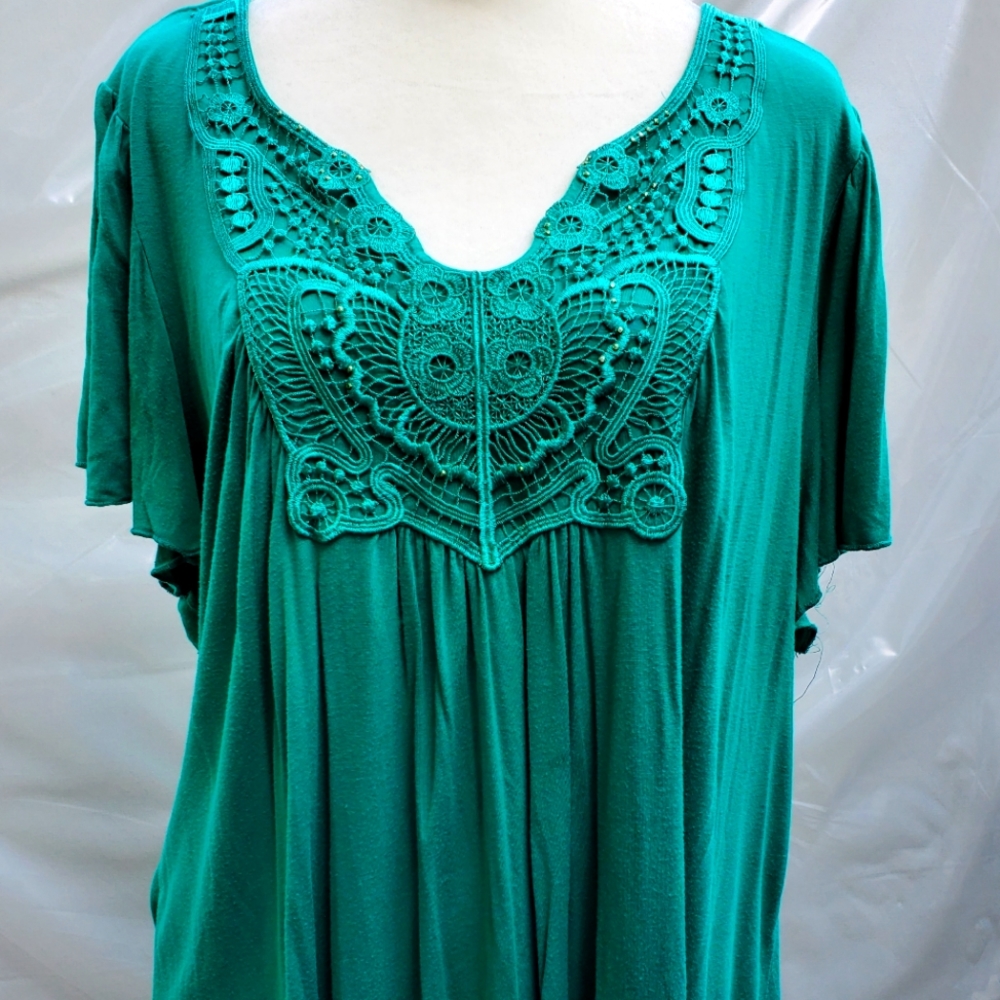 Live and let live short sleeve blouse, 2X